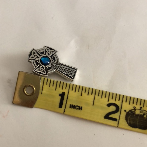 Celtic criss pin - Picture 2 of 5